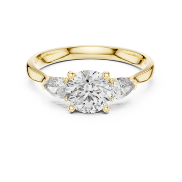 Striking Lab grown diamond Ring piece