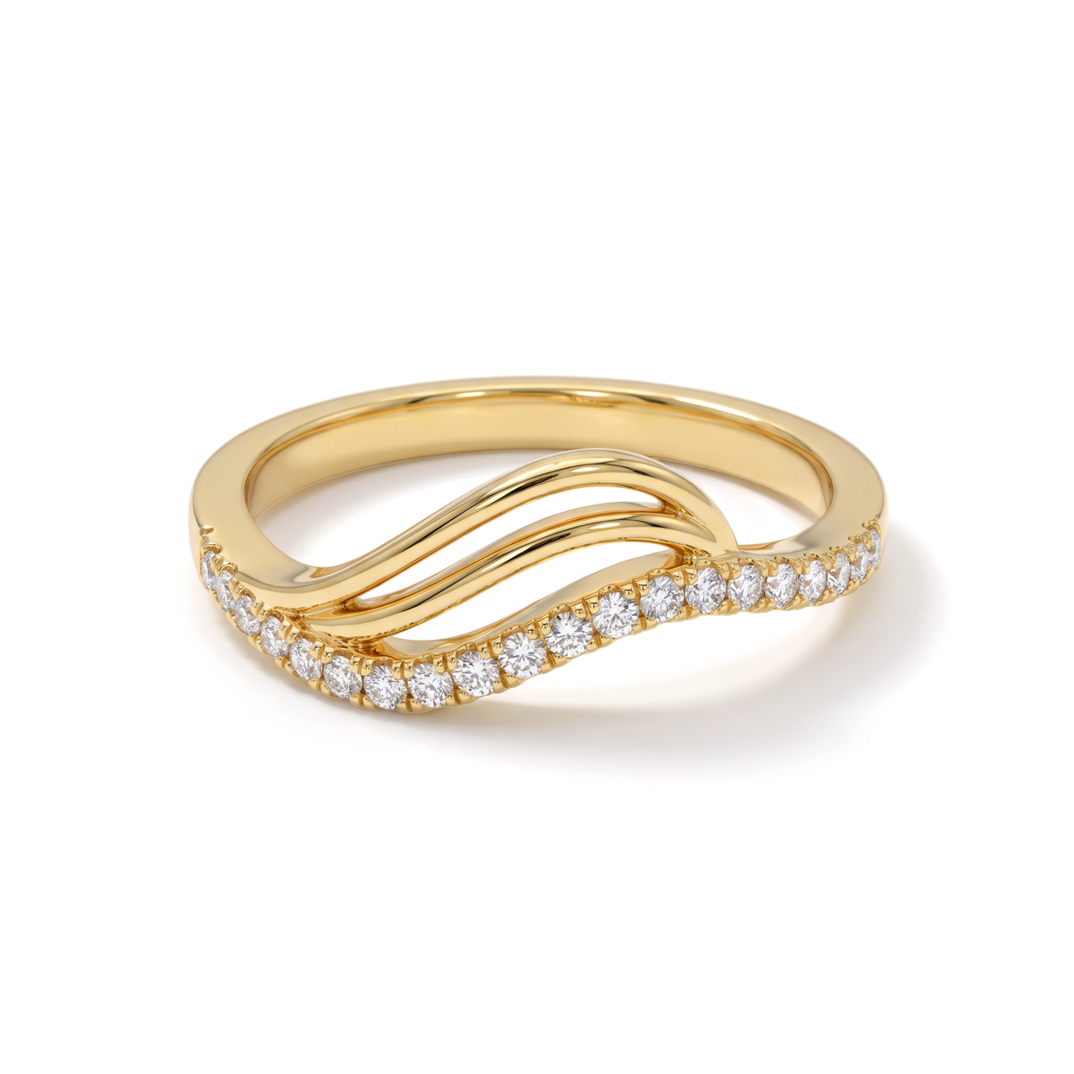 Sculptural Wave Pavé Round Diamond Band