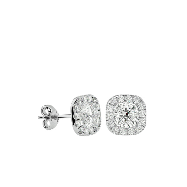 Everyday Sahu Diamond Stud Earrings