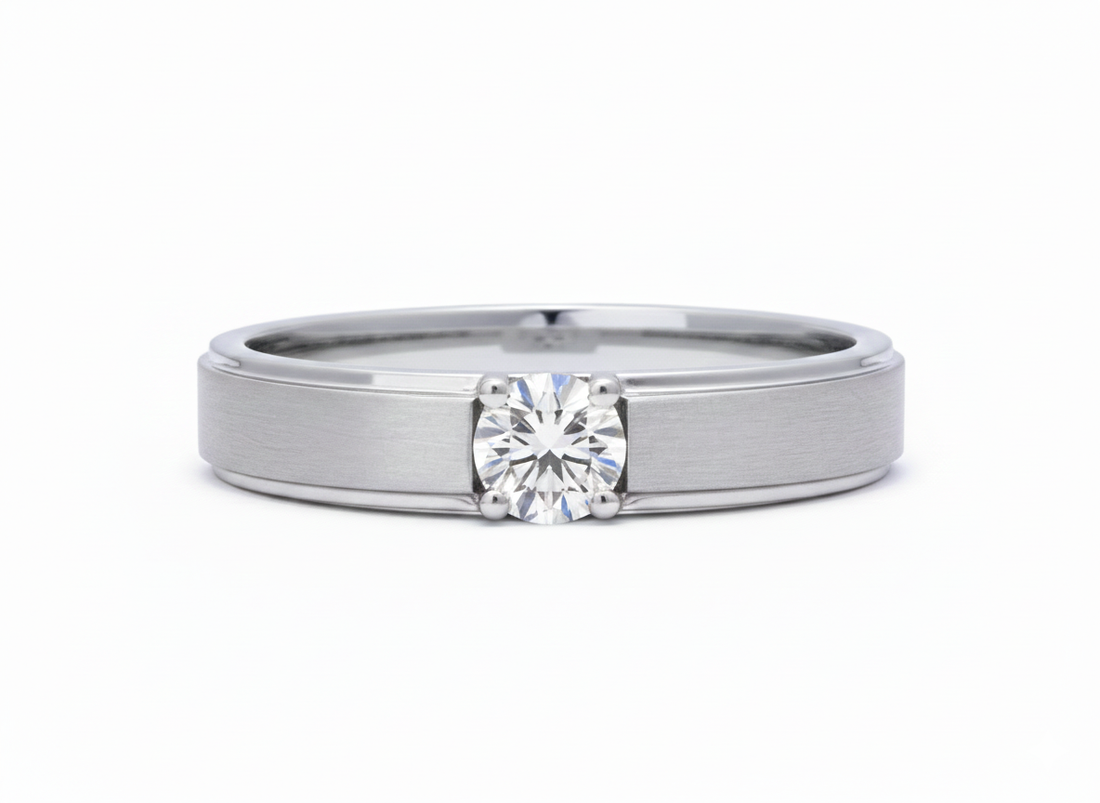 The Truss Lab Grown Diamond Signet