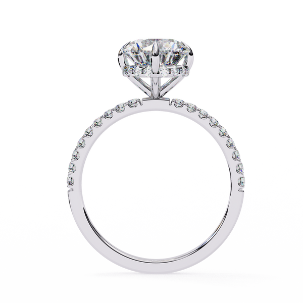 Sparkling Round Cut Engagement Ring