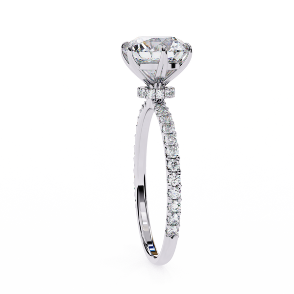 Elegant Round Solitaire Diamond Ring with Pave Band