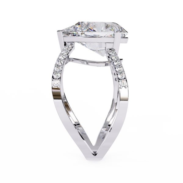 Pear-Shaped Diamond Crossover Ring