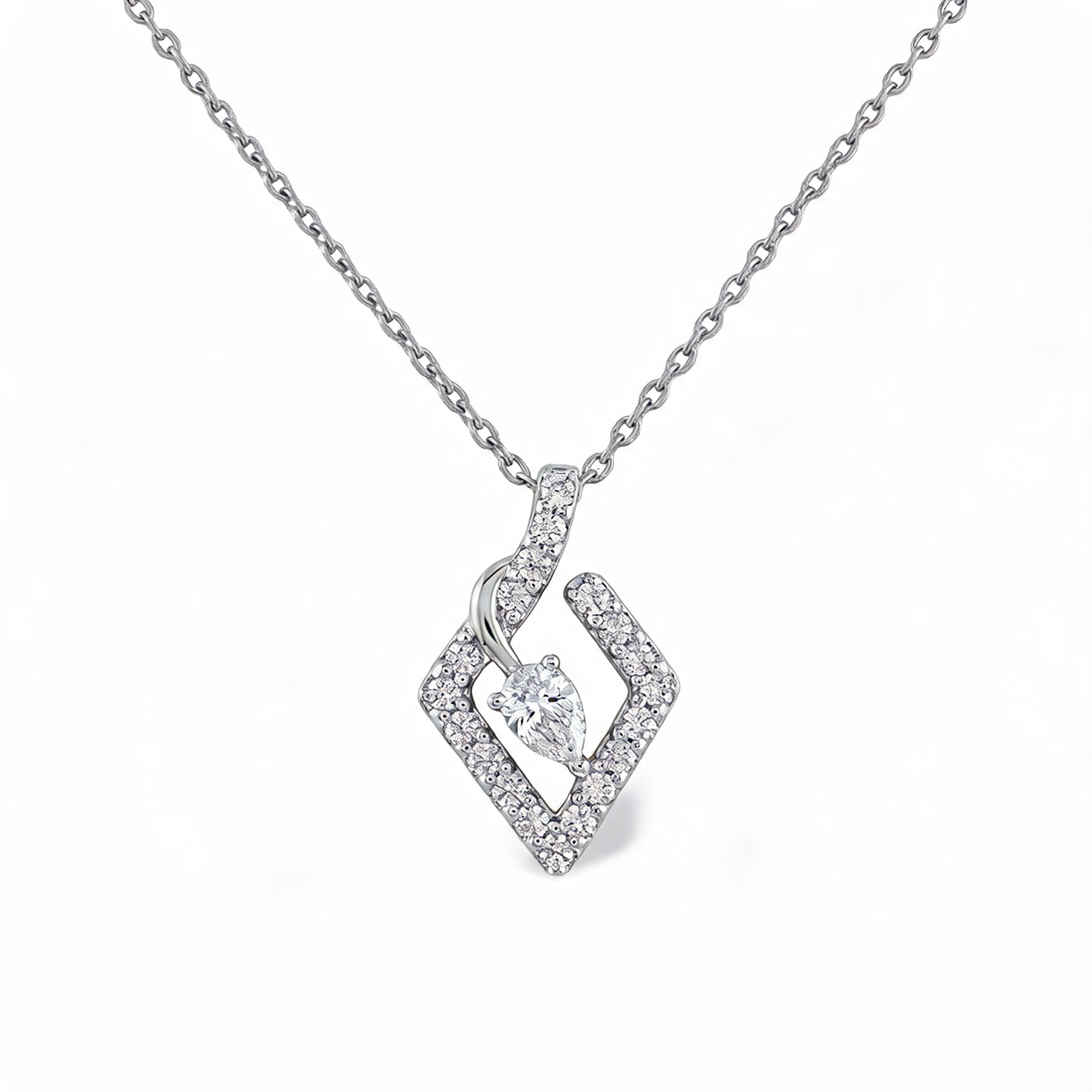 Classic Cluster Setting Lab Grown Diamond Pendant
