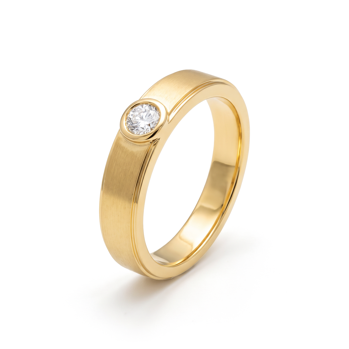 Matte Tension Round Diamond Men's Ring