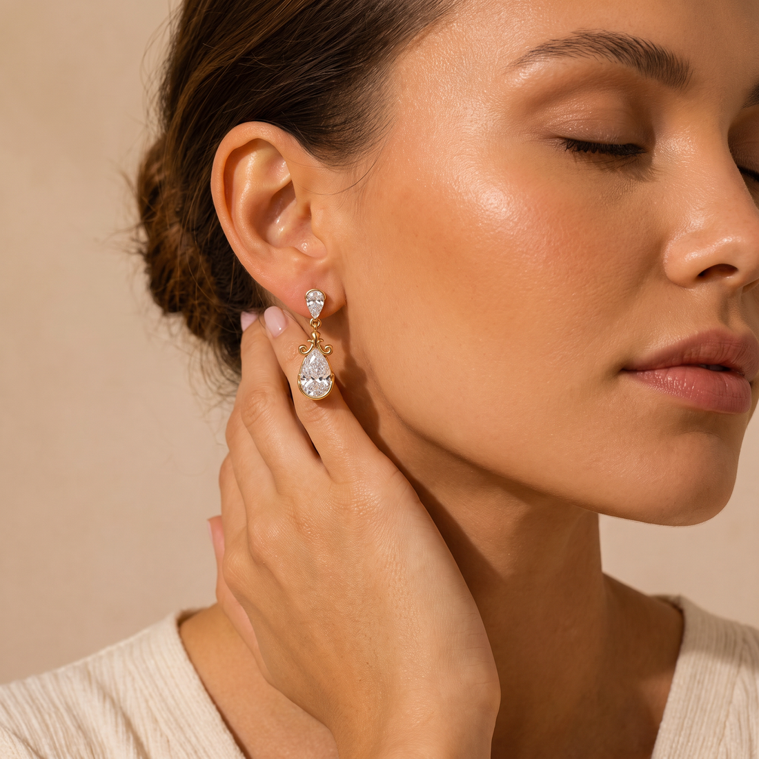 The Crown Jewel Pear Drops Earring