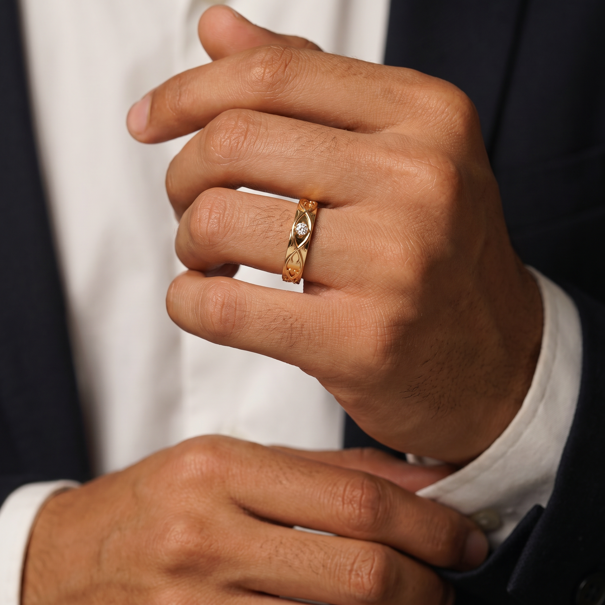 Highland Braid Beveled Men's Solitaire Ring