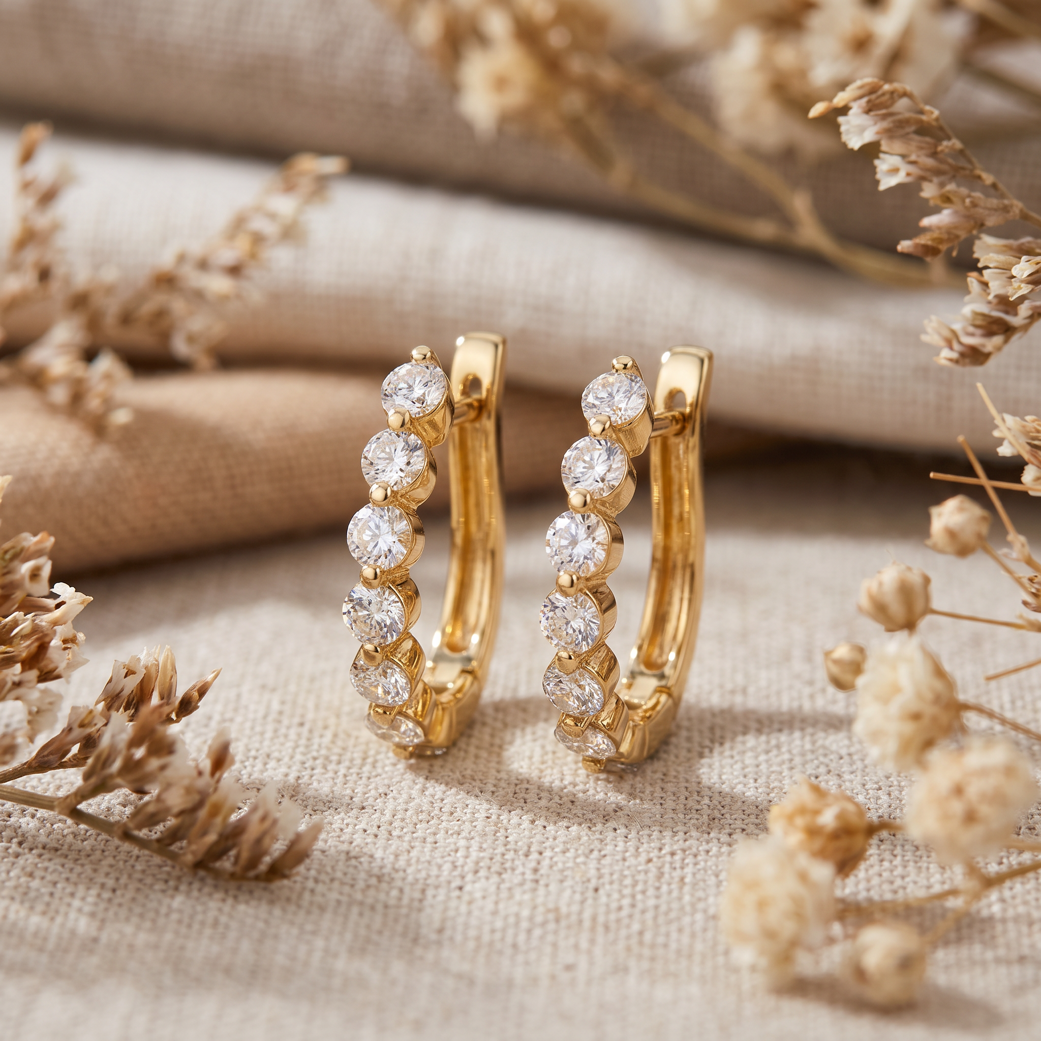 Classic Round Prong Set Essential Earring