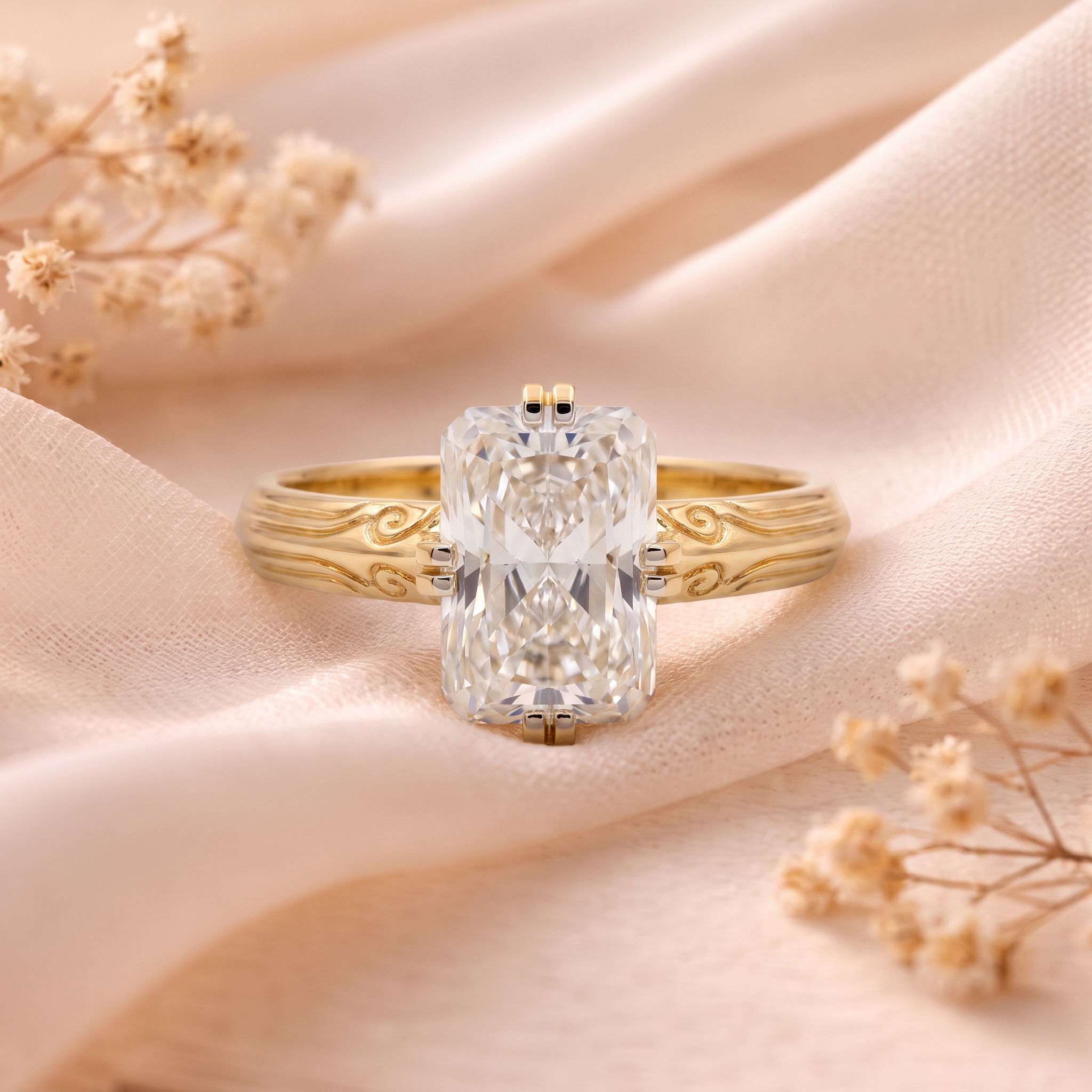 Vintage Engraved Lab Grown Diamond Ring Piece