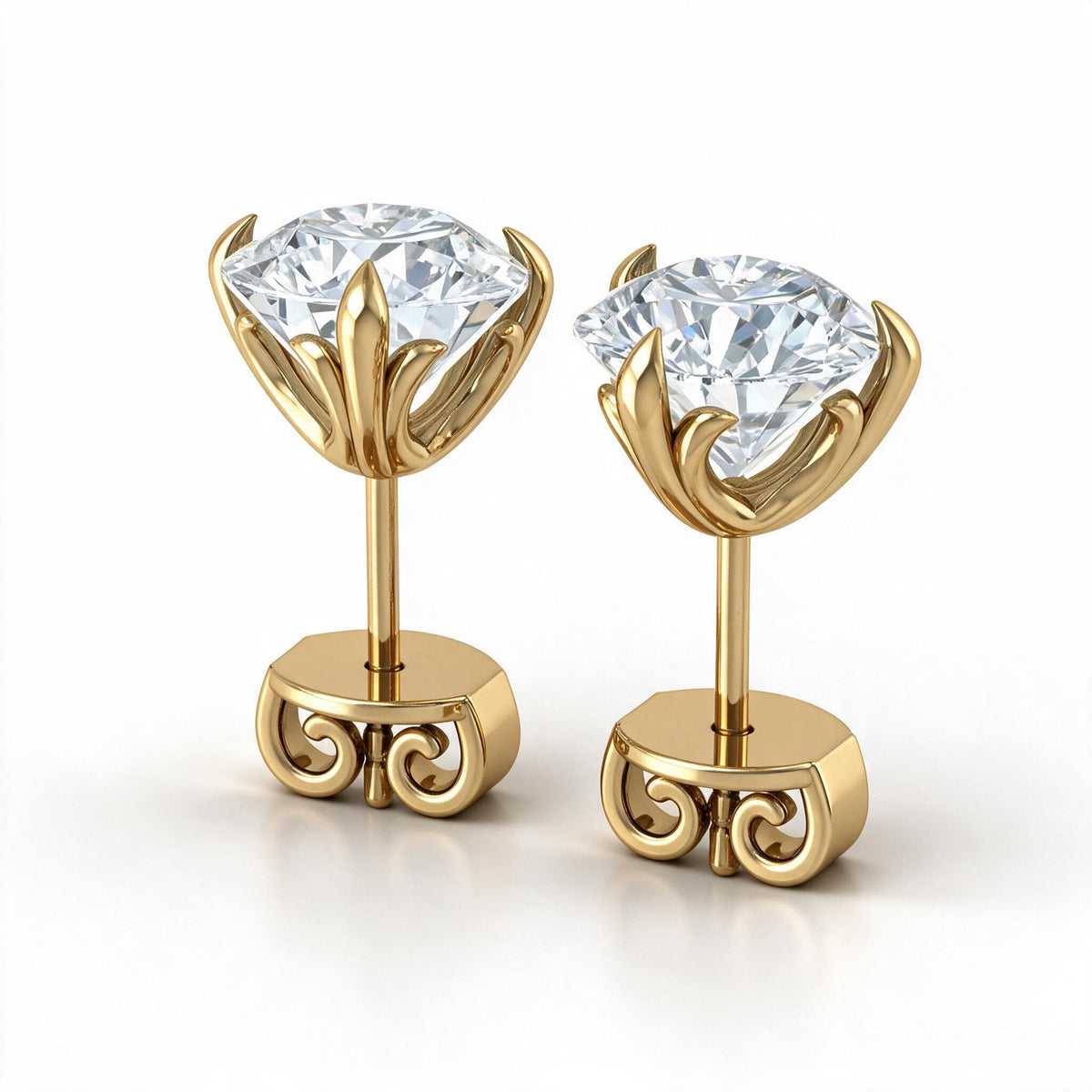 Sophisticated Three Prong Diamond Studs