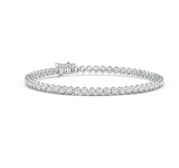 Classic round tennis bracelet