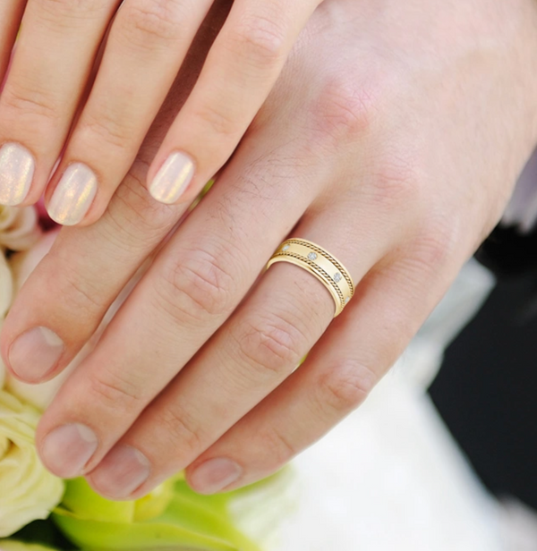 Rope Edged Gypsy Set Men's Diamond Wedding Ring