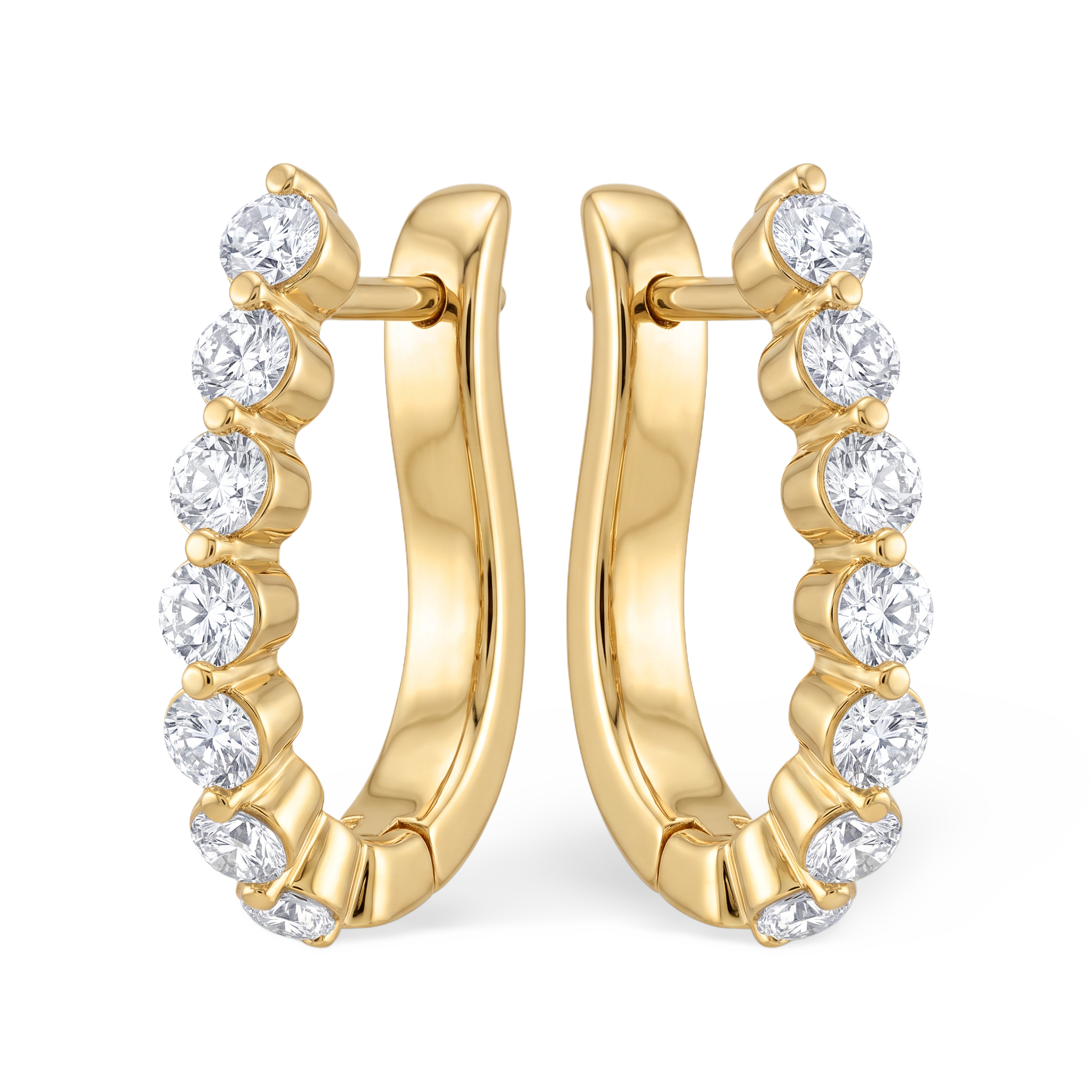 Classic Round Prong Set Essential Earring