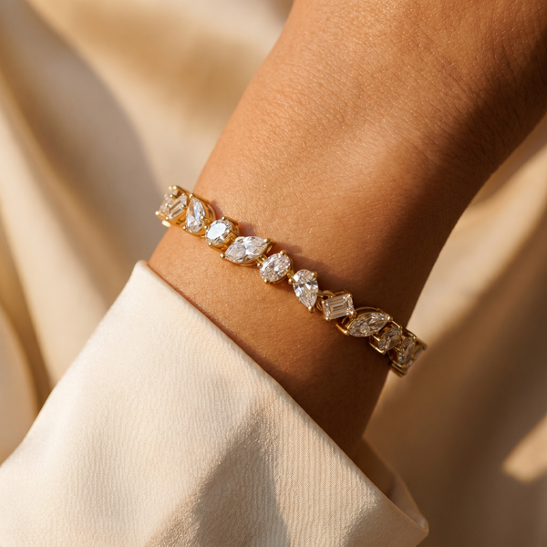 Sophisticated Hidden Halo Lab grown diamond Bracelet