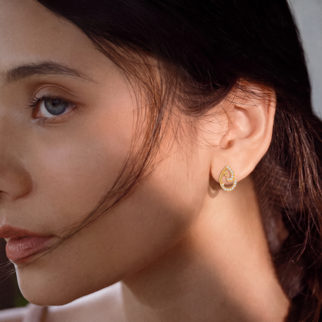 Exquisite Pear Swirl Lab Grown Diamond Stud Earrings