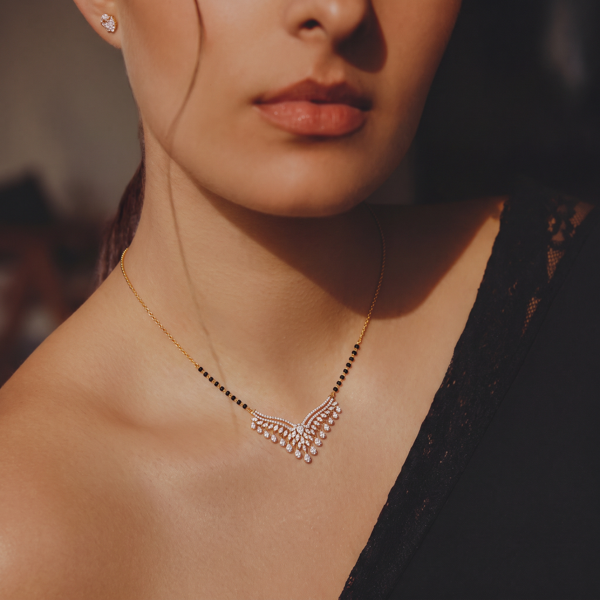 Elegant Pear-Drop Diamond Mangalsutra